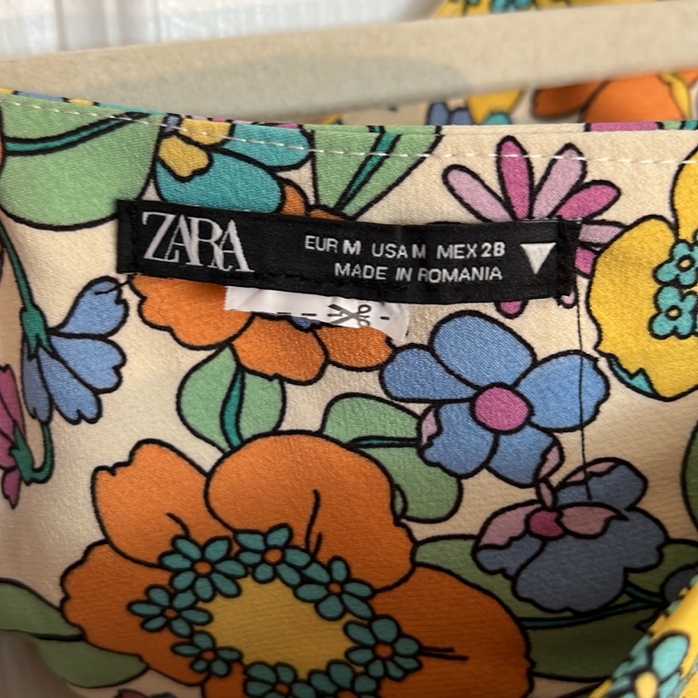 Zara 70s Floral Crop Top (US M) - Picture 3 of 3
